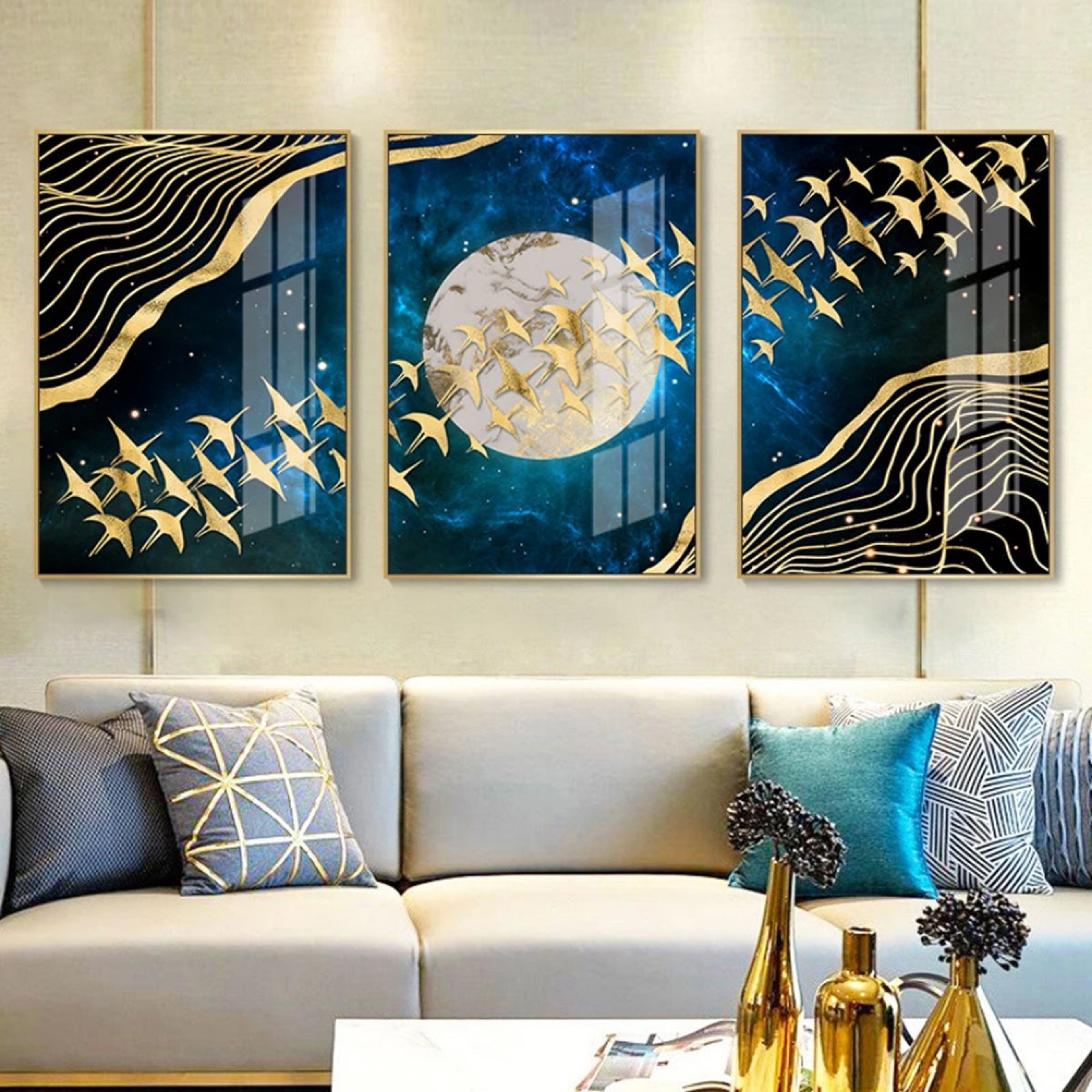 TPFLiving Luxus Poster Leinwand - Goldene Vögel auf blauem Hintergrund - 7 verschiedene Größen - Günstiges 3-er Set OHNE Rahmen - SET - 60x80cm